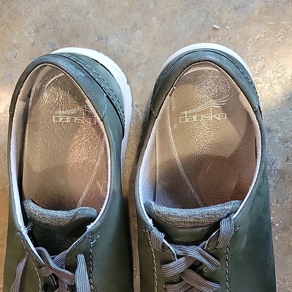 GUC Wms Dansko Green Leather Sneakers Size 39 - Picture 7 of 8